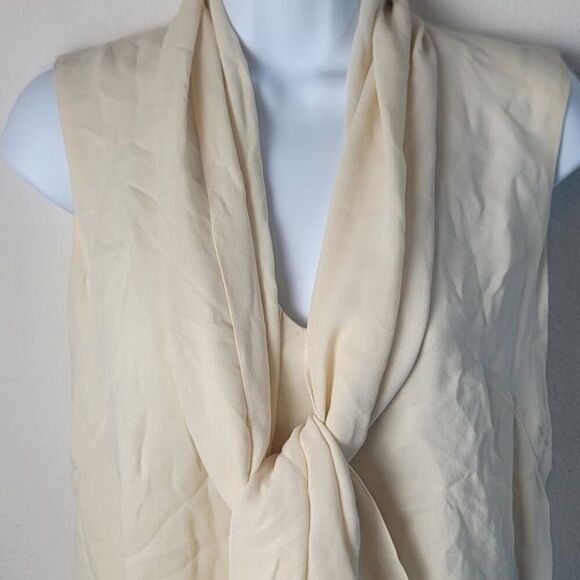 CAROLINA HERRERA Silk Scarf Top - Picture 3 of 10